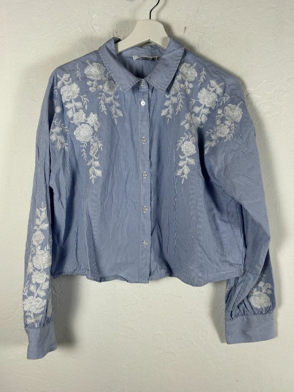 Christian Lacroix Womens Striped Floral Embroidered Button Up Crop Shirt Medium